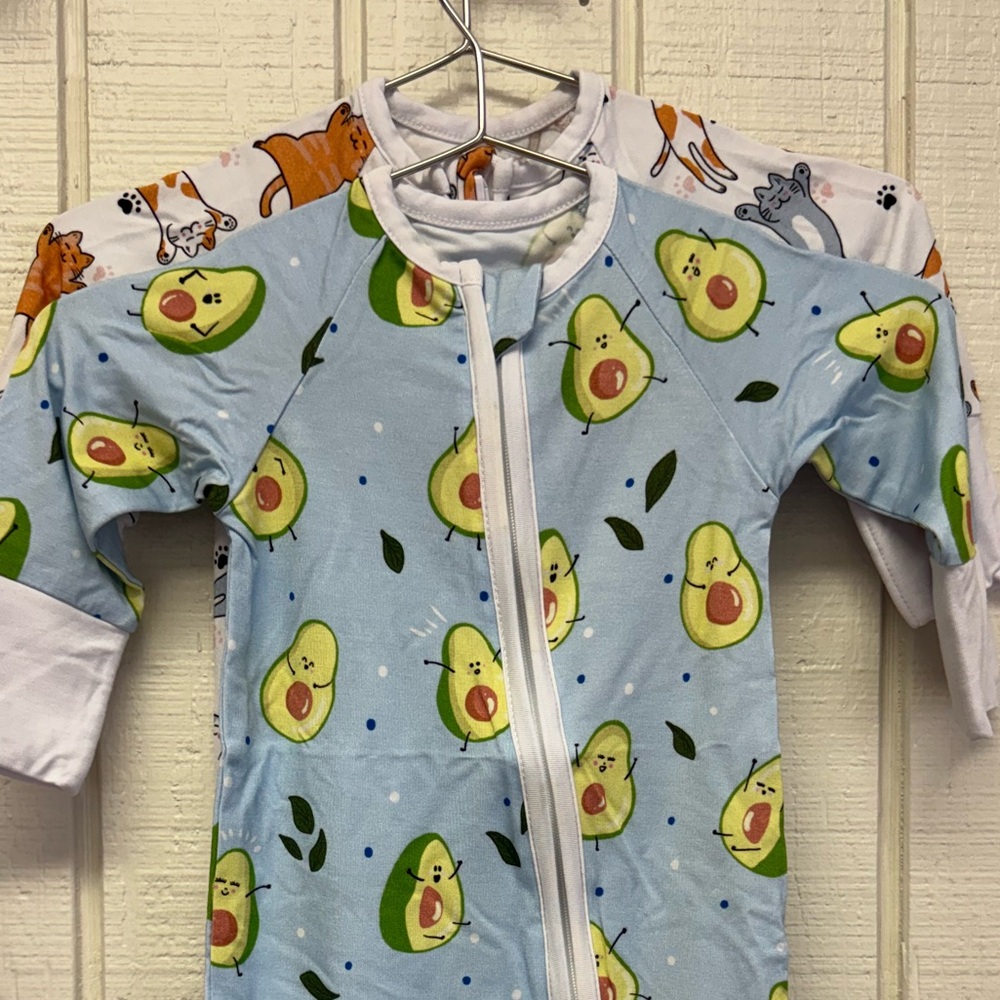 NEW Bamboo Sleepers zip bundle SnuggleBug Baby Onesie Avacado cat print 12-18 m